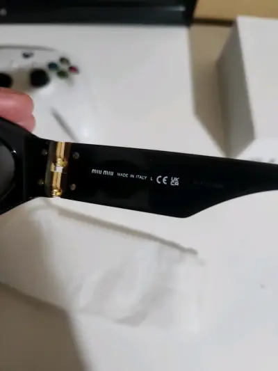 Gafas de Sol Miu Miu Negras de Lujo - miniatura 5