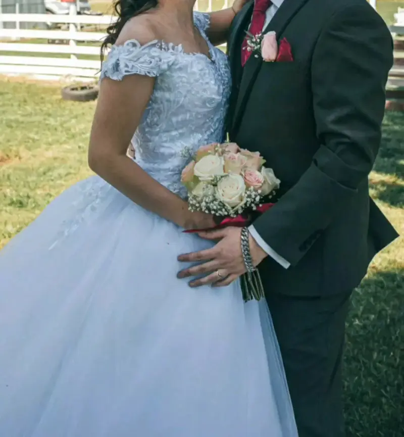 Vestido de novia blanco clásico con falso - 4