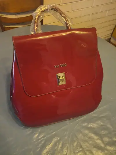 Mochila de cuero rojo Via Uno elegante - miniatura 1