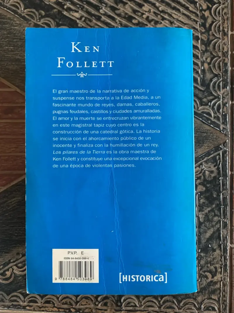 Libro 'Los Pilares de la Tierra' de Ken Follett - 2