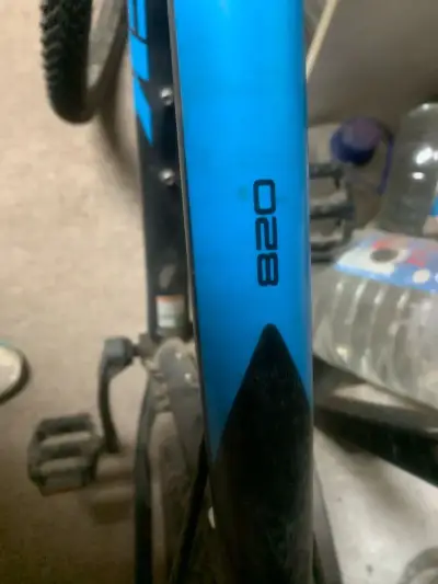 Bicicleta Trek 820 Montaña Negra y Azul - miniatura 1