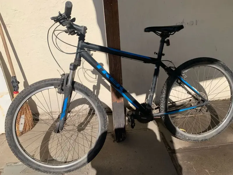 Bicicleta Trek 820 Montaña Negra y Azul - 4