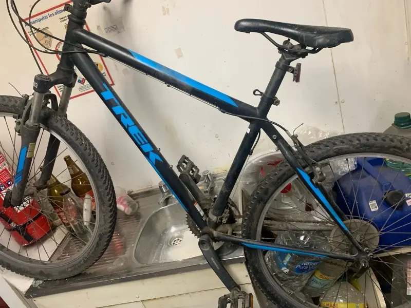 Bicicleta Trek 820 Montaña Negra y Azul - 5