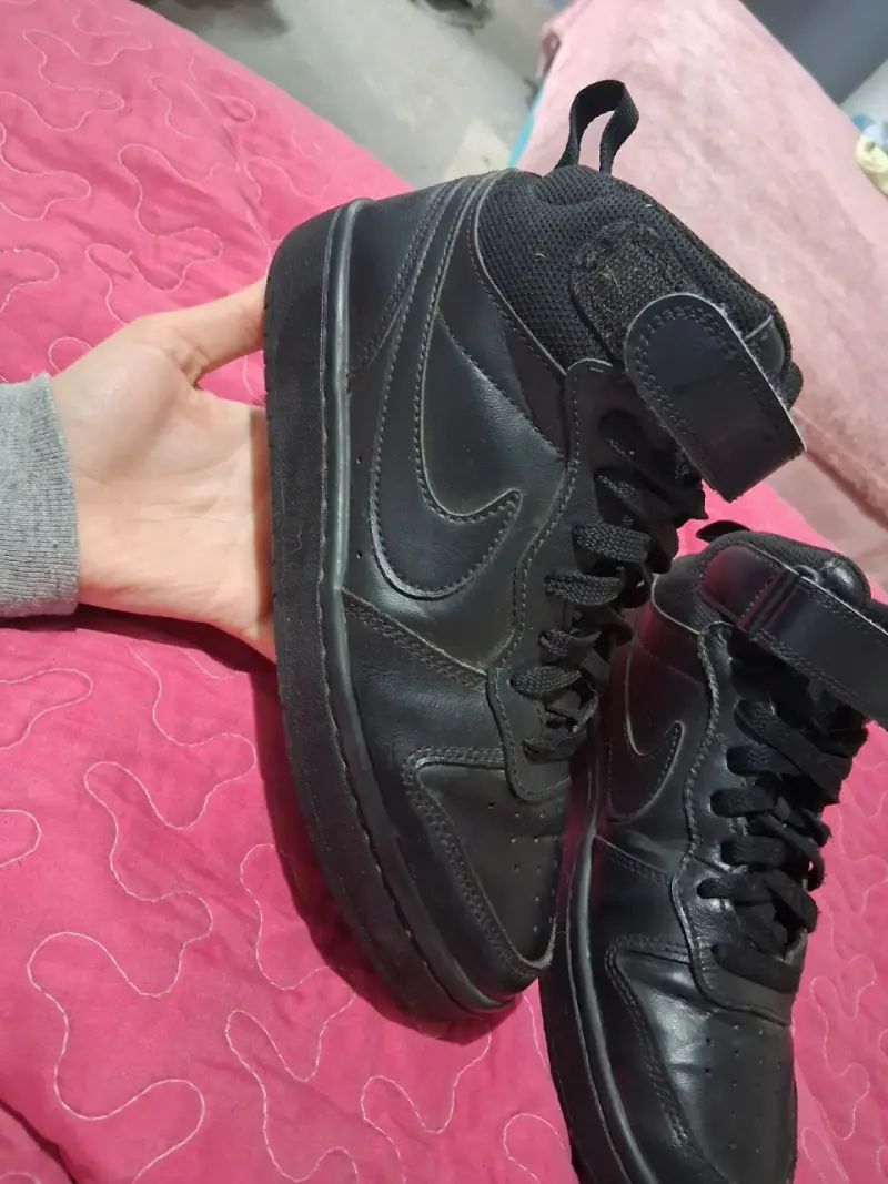 Zapatillas deportivas negras de caña alta Nike