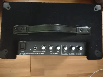 Amplificador Roland KC-80 - miniatura 2