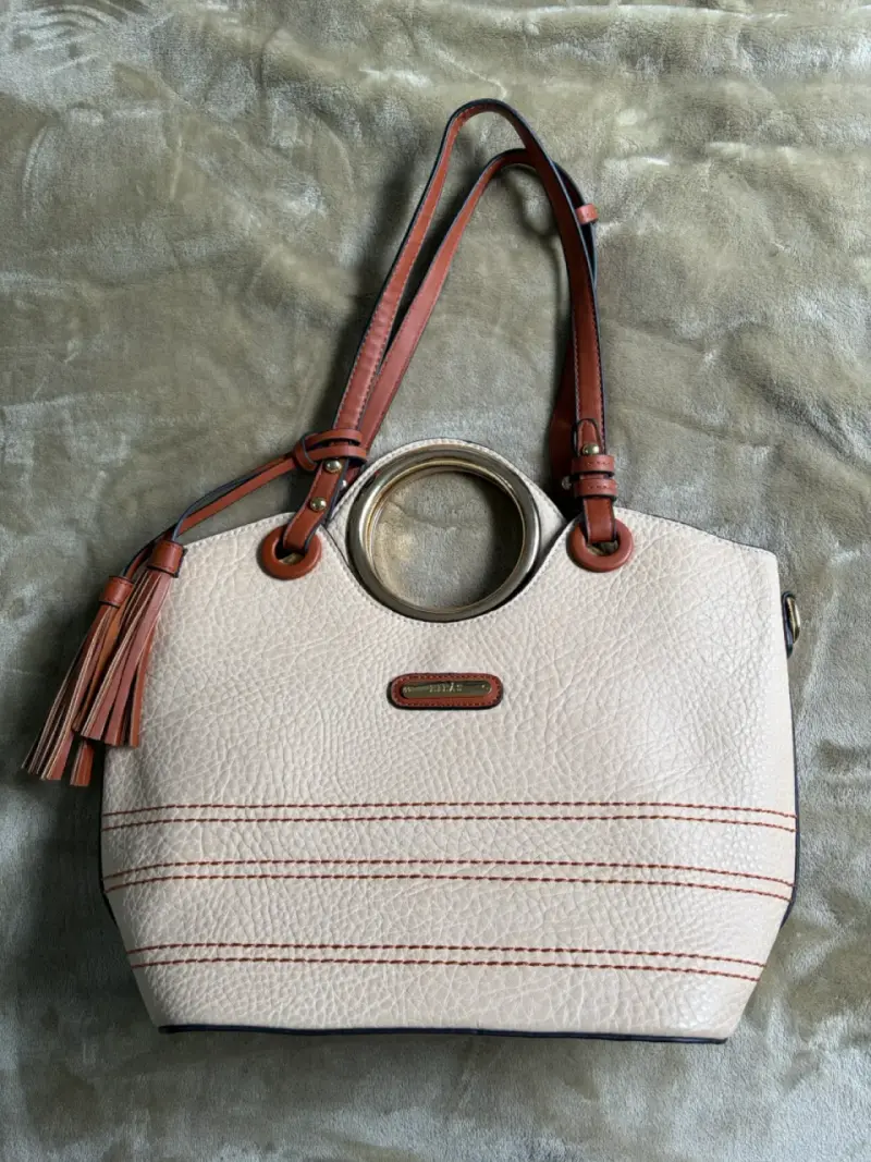Bolso de mano doble beige con detalles marrones - 1