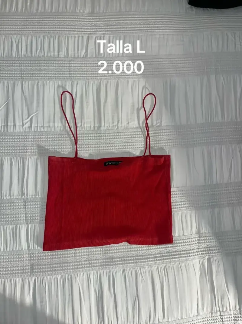 Top rojo de tirantes talla L