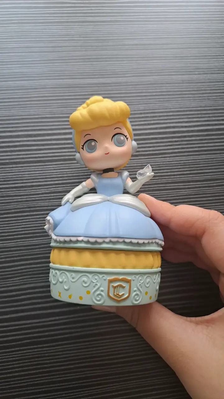 Blind box de Cenicienta Disney - Miniso - 1