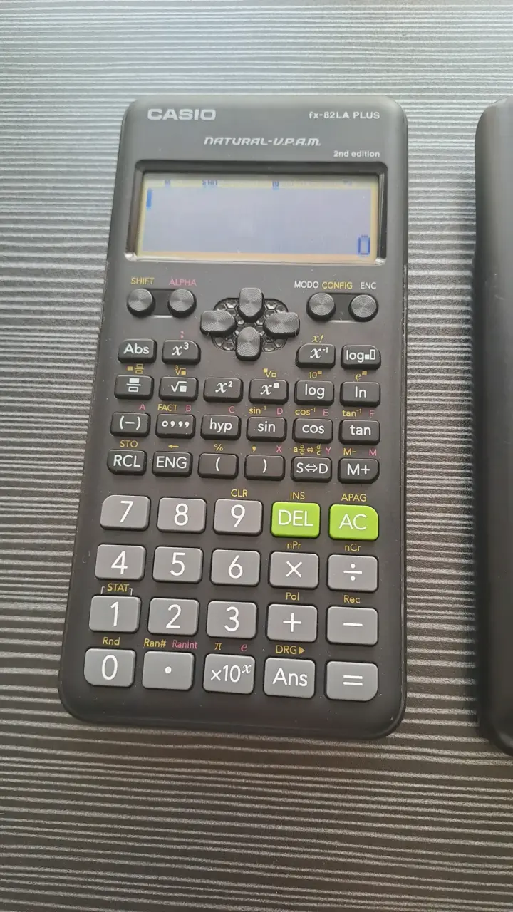 Calculadora científica Casio fx-82LA Plus con tapa - 2