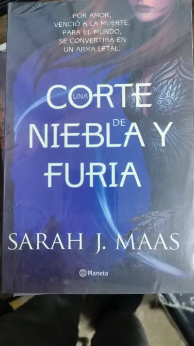 Colección de libros Una Corte de Sarah J. Maas - miniatura 1