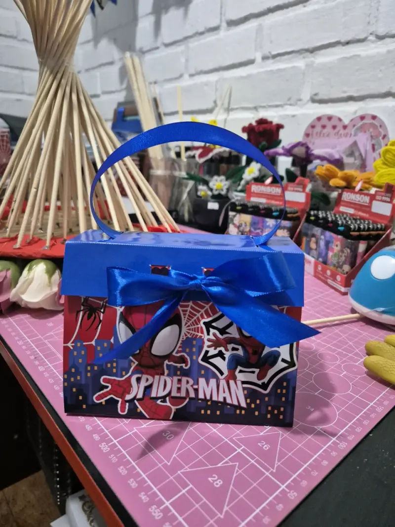 Caja dulcera muchas tematicas - 1