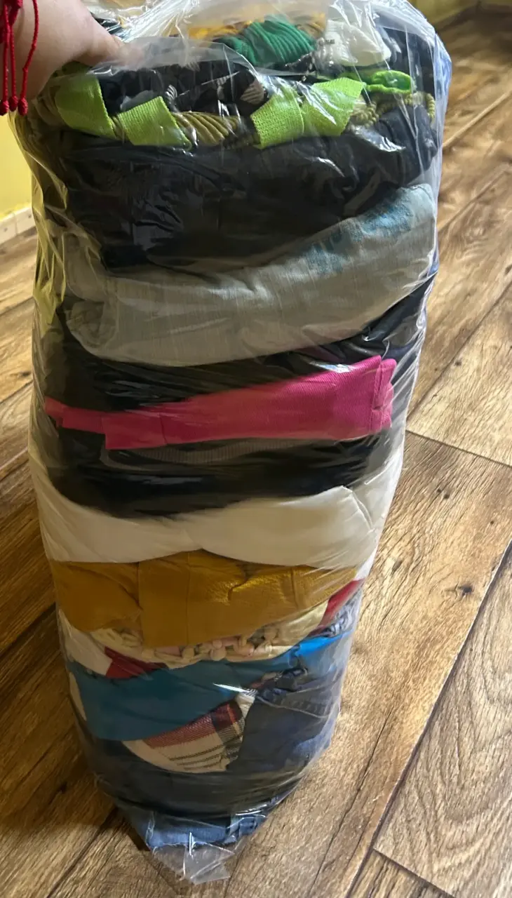 Lote de ropa variada para mujer