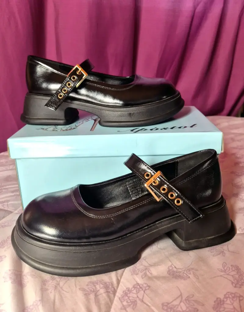 Zapatos de charol negro - 1
