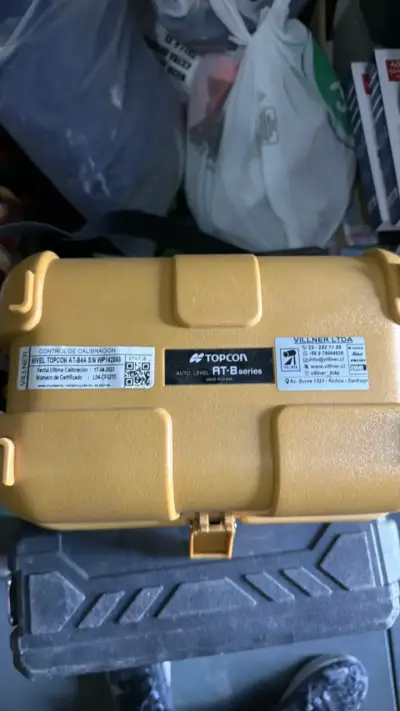 Nivel automático Topcon AT-B4A con trípode - miniatura 1