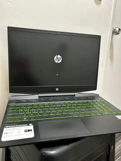HP Pavilion Gaming con Teclado Retroiluminad - miniatura 1