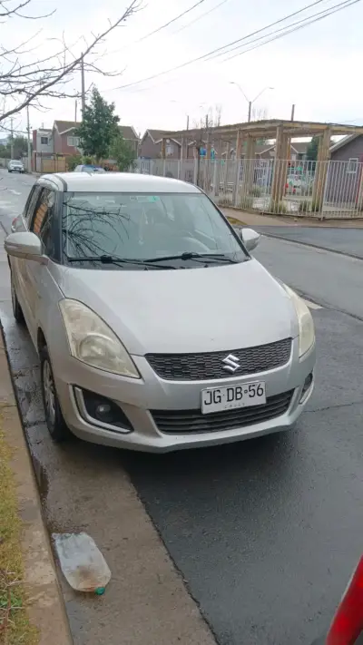 Suzuki Swift año 2017 - miniatura 1