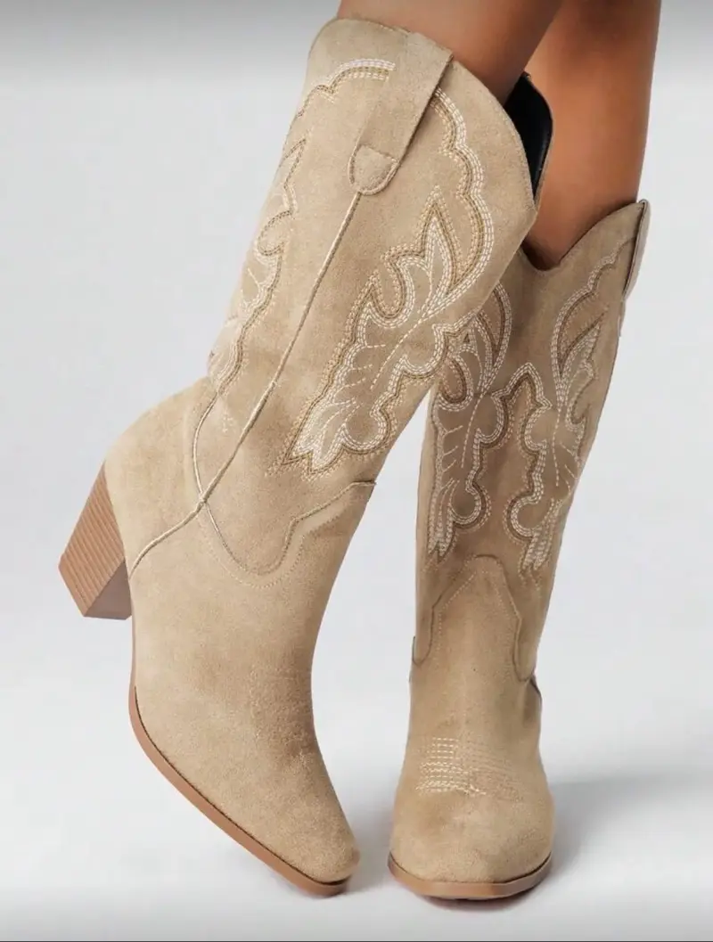 Botas vaqueras de gamuza beige con tacón - 1