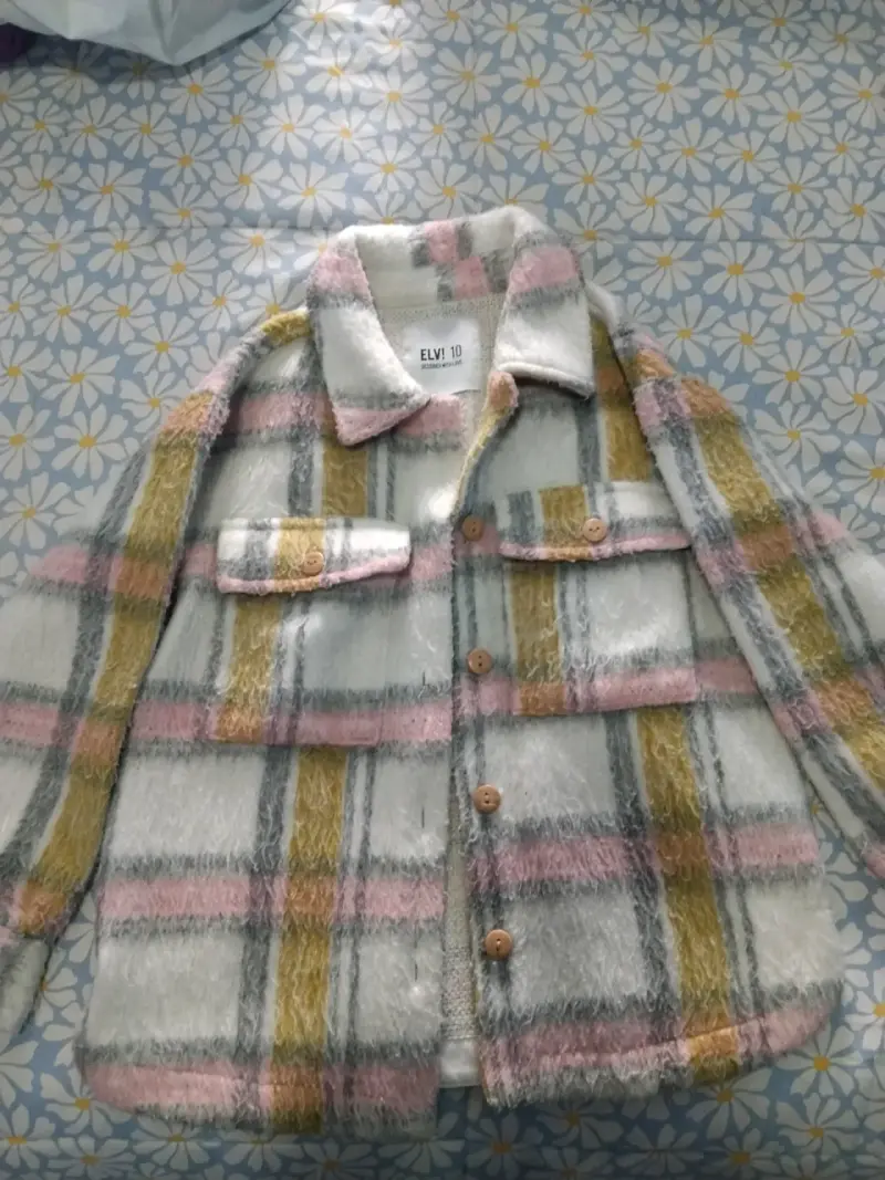 Chaqueta de lana a cuadros para mujer