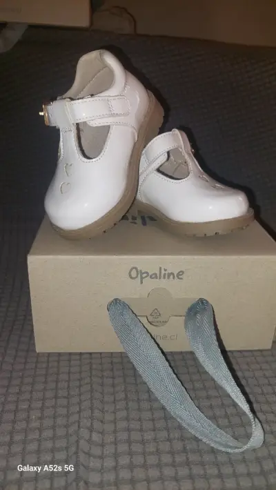 Zapatos de bebé blancos Opaline talla 18 - miniatura 3