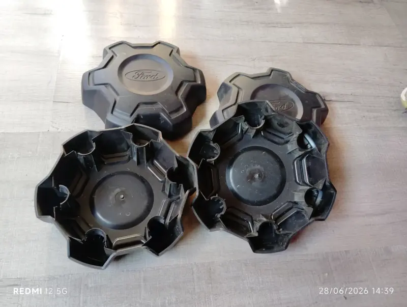 Tapacubos Ford para llantas de camioneta - 3