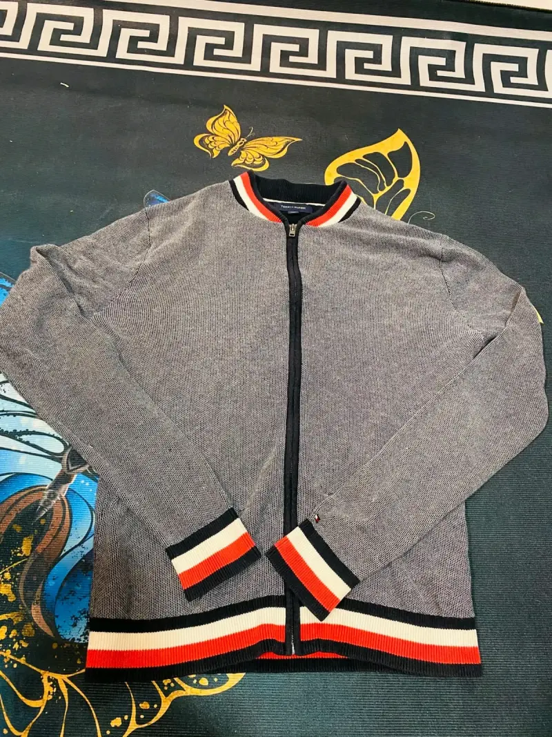 Chaleco gris con cierre Tommy Hilfiger