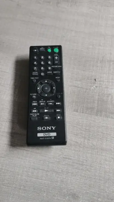 Control remoto Sony para DVD RMT-D197A - miniatura 1