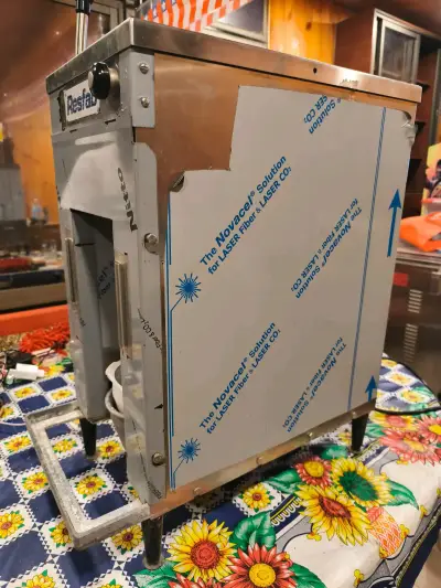 Máquina de Helados de Yogurt Resfab Industrial - miniatura 2