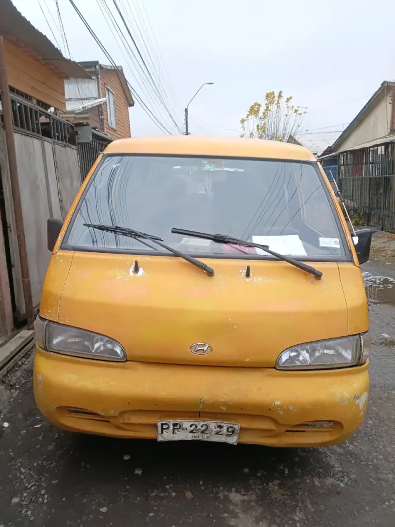 Furgón amarillo para transporte escolar - 5