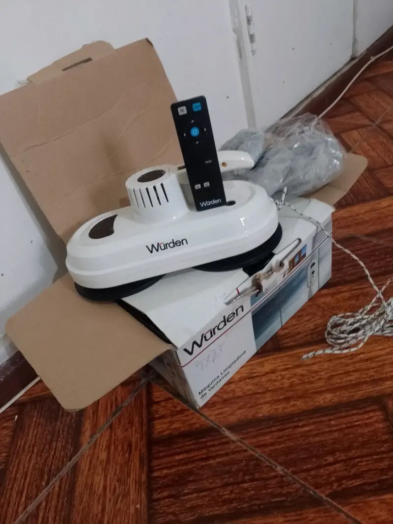 Máquina limpiadora de ventanas Würden con  control - 4