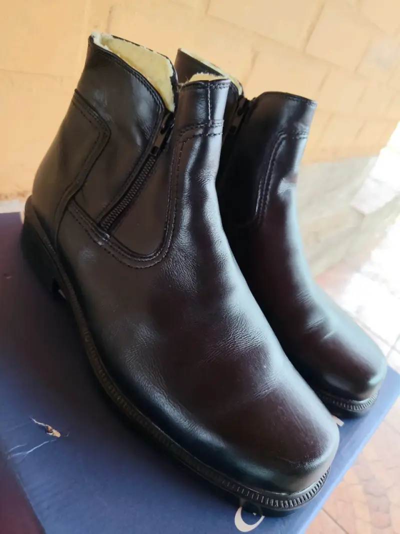 Botines de cuero negro con forro interior - 4
