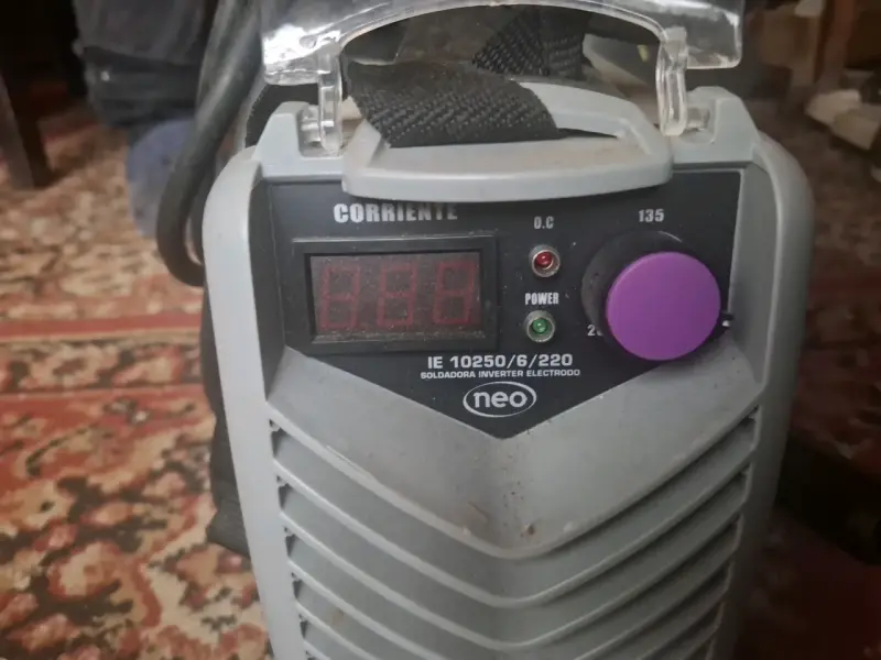Soldadora Inversora Neo con Máscara de Soldar - 2