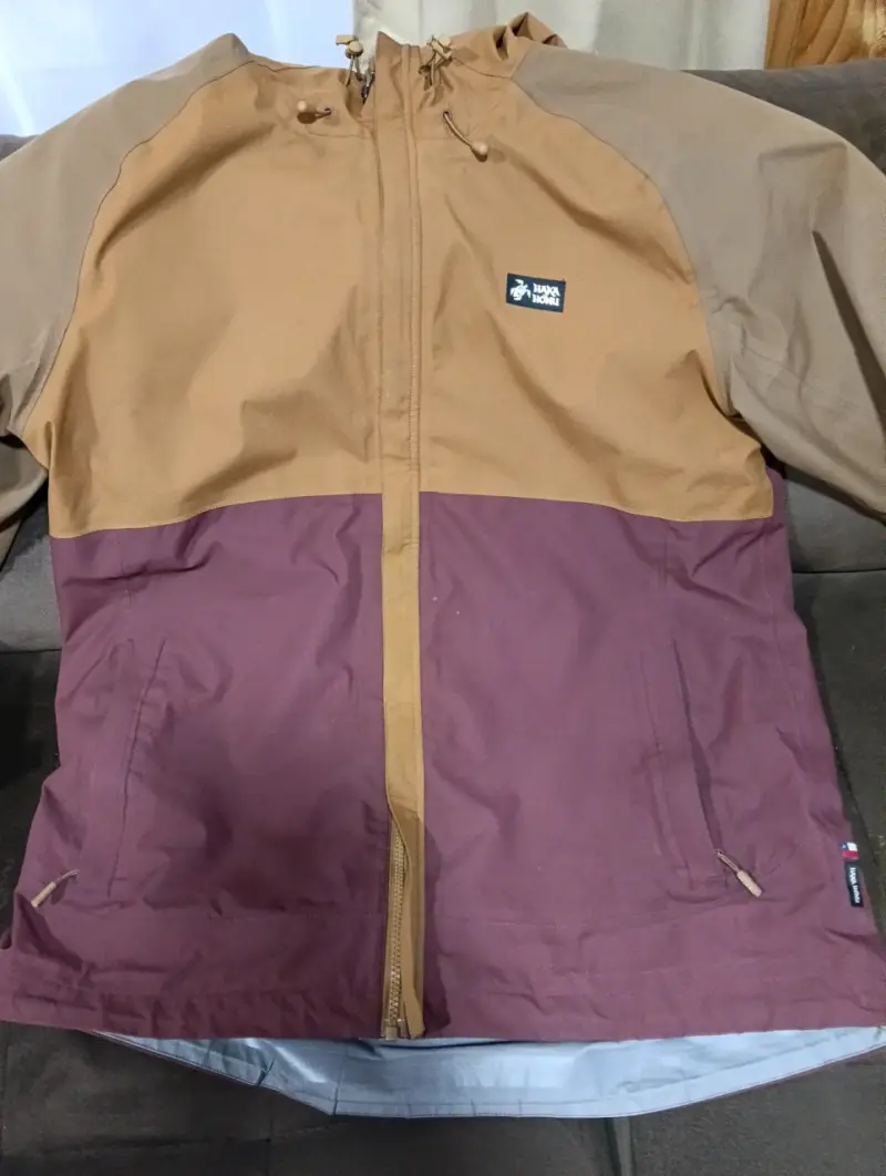 Chaqueta impermeable haka honu