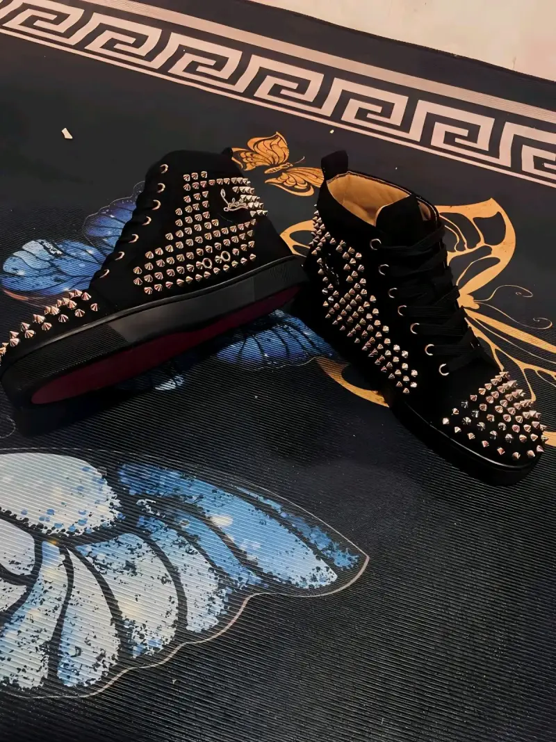 Zapatillas negras Louboutin