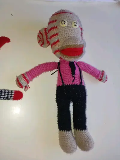 Tres Peluches artesanal tejidos a crochet de 31 M - miniatura 4