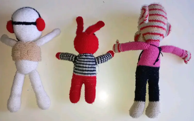 Tres Peluches artesanal tejidos a crochet de 31 M - 6