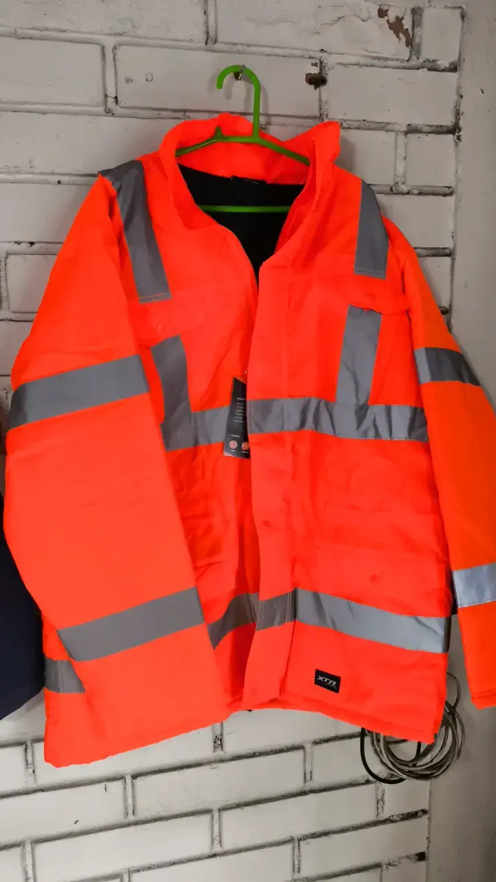 Chaqueta reflectante de alta visibilidad XTR - 1