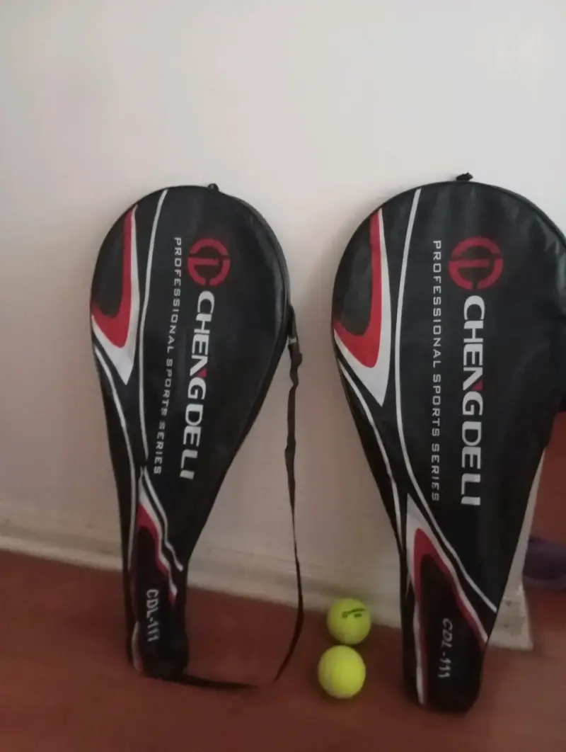 Raqueta de tenis con funda y pelotas Chengdeli - 2