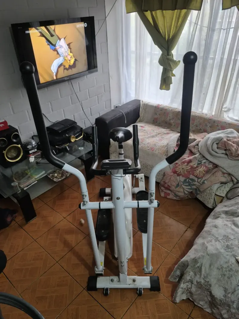 Bicicleta estática elíptica para ejercicio en casa - 1