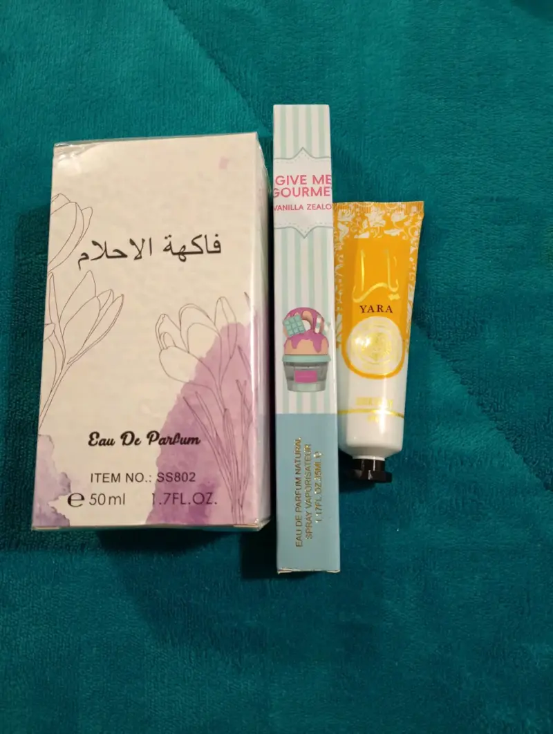 Set de Perfumes y Crema para Mujer - 3