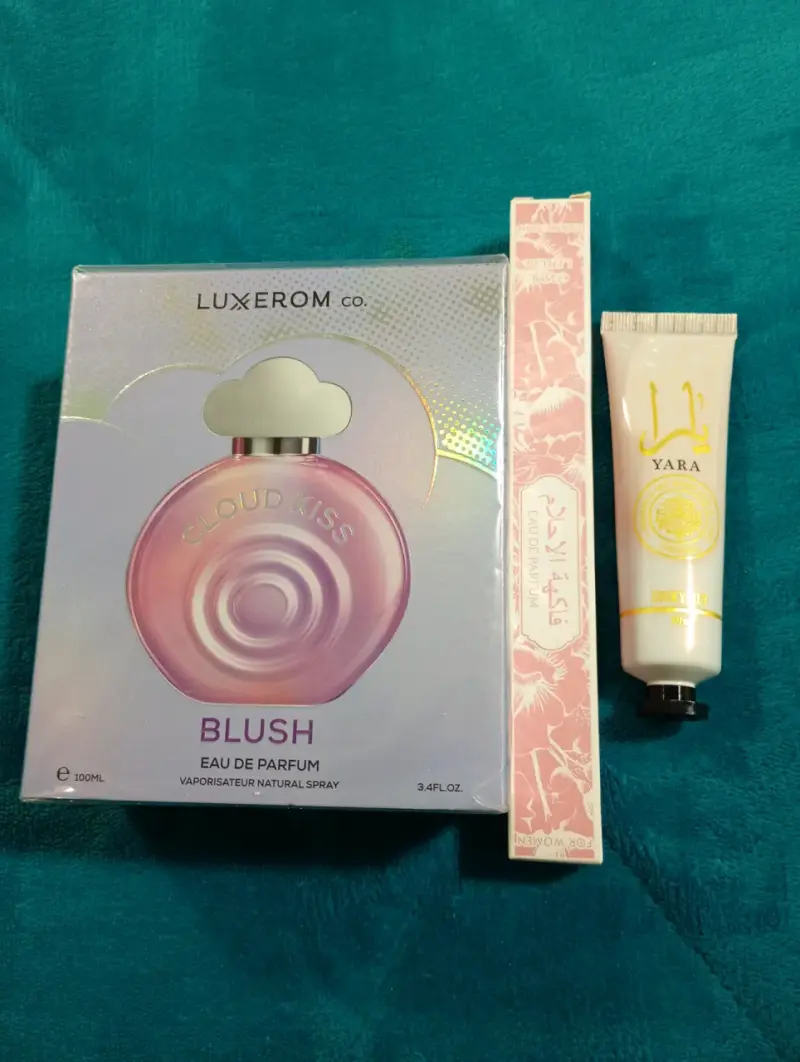 Set de Perfumes y Crema para Mujer - 4
