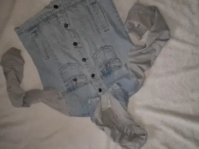Chaqueta de mezclilla con capucha gris - miniatura 1