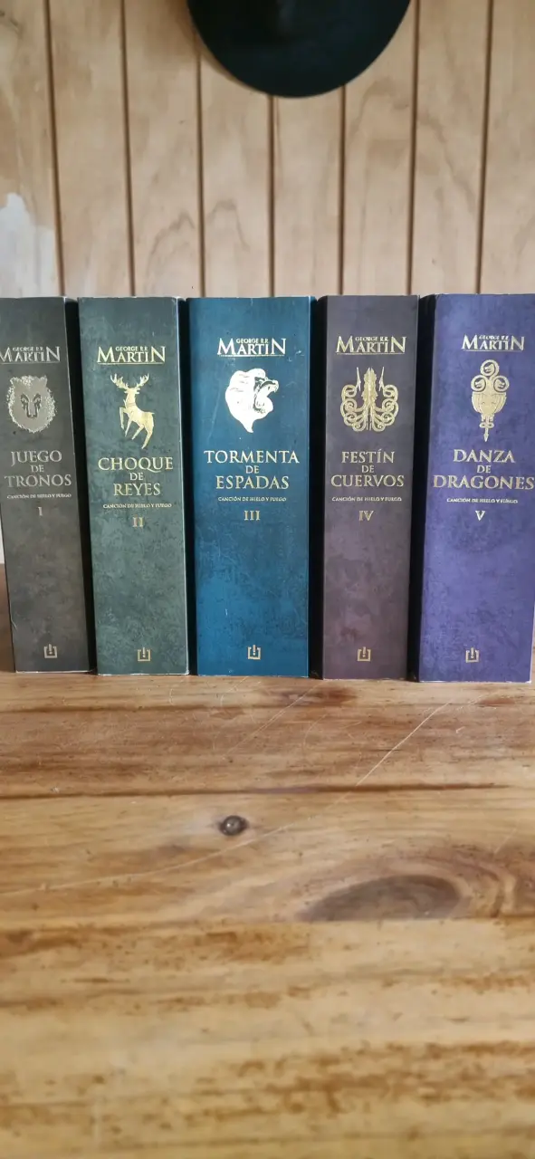 Colección de libros Canción de Hielo y Fuego de George R.R. Martin - 1