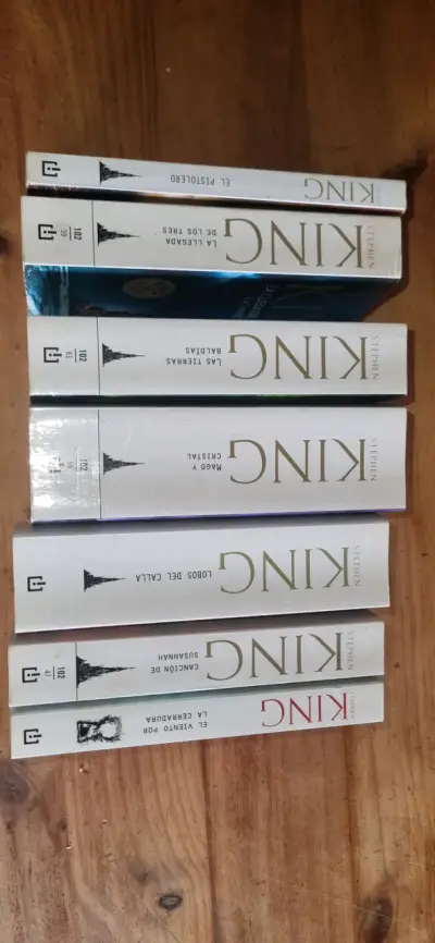 Colección de libros La Torre Oscura de Stephen King - miniatura 1