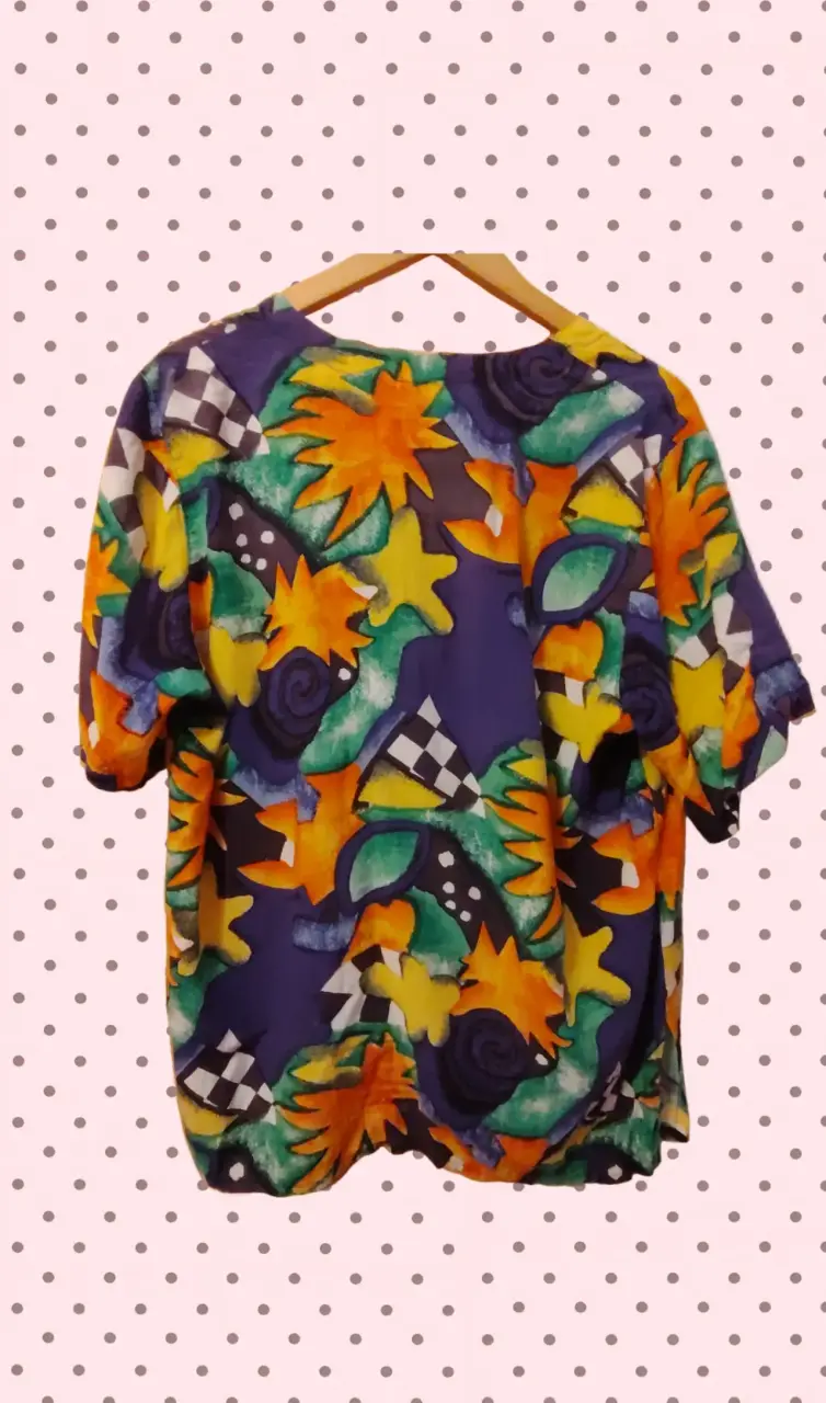 Camisa estampada colorida de manga corta - 2