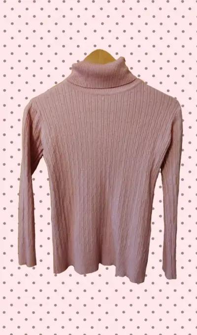 Suéter de Cuello Alto Rosa para Mujer - miniatura 1