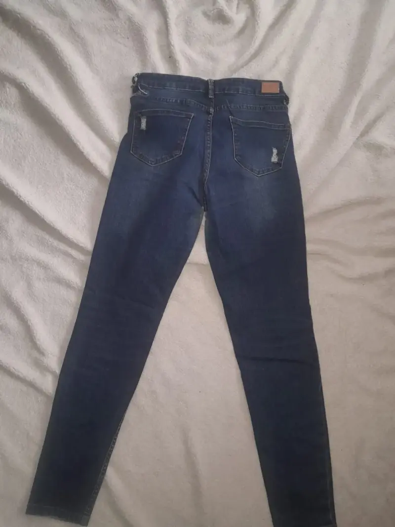 Jeans ajustados de mezclilla azul desgastados - 2