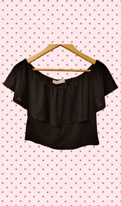 Croptop negra con volantes para mujer - miniatura 1