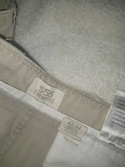 Pantalones cargo beige para hombre - miniatura 2
