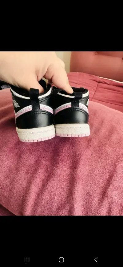 Zapatillas nike jordan niña - miniatura 2