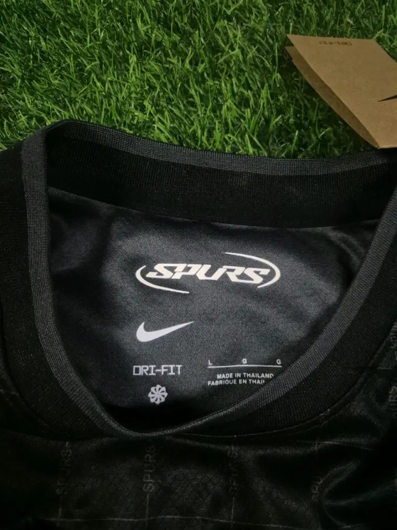 Camiseta Nike Tottenham Hotspur Negra talla L - 3